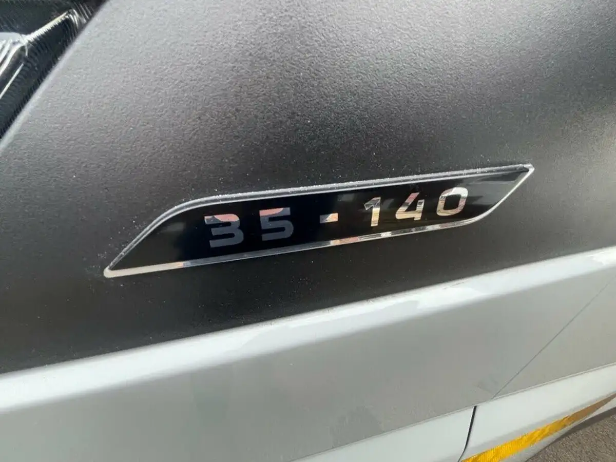 2022-iveco-daily-s-class-23td-35s14-3000-chassis-cab-big-9