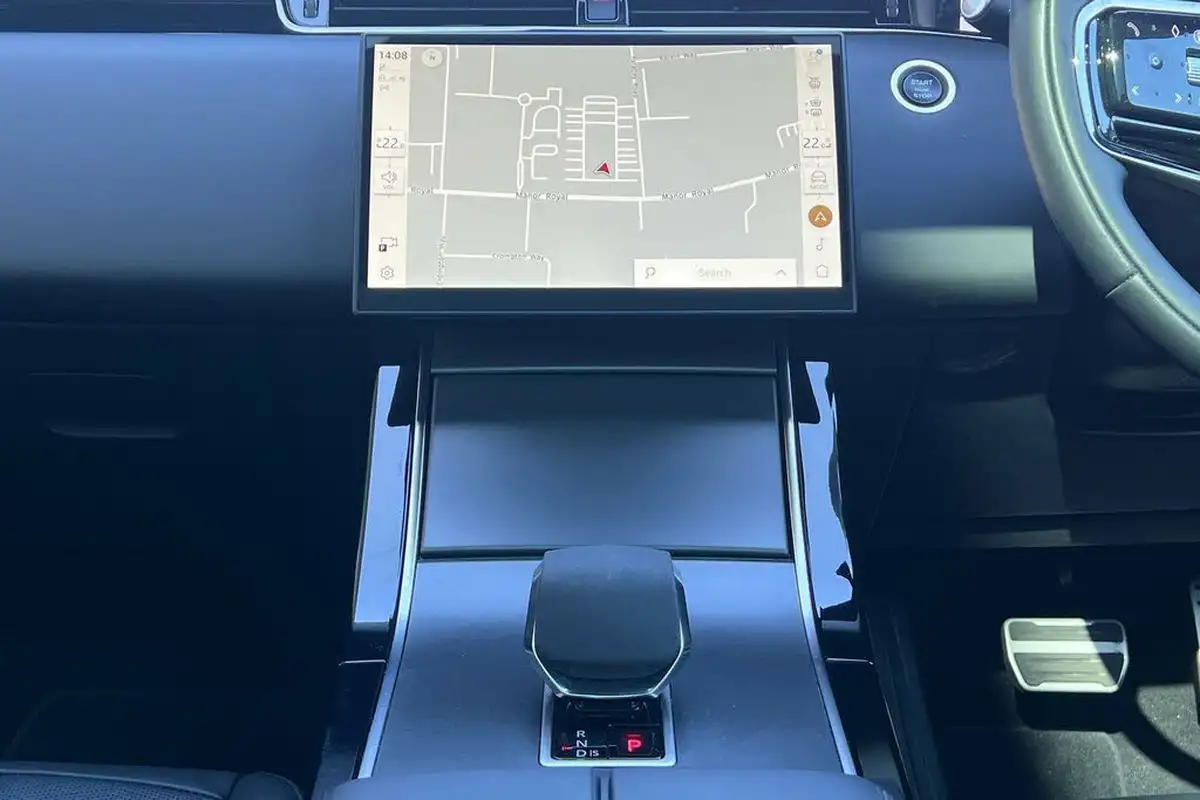 2024-land-rover-range-rover-evoque-20-d200-dynamic-hse-big-23