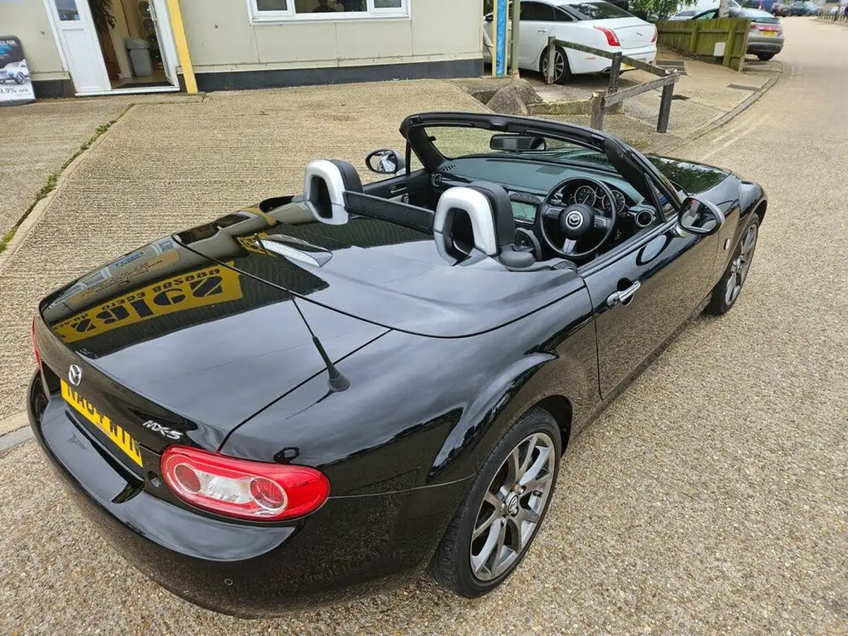 2014-mazda-mx-5-18-roadster-sport-venture-big-18