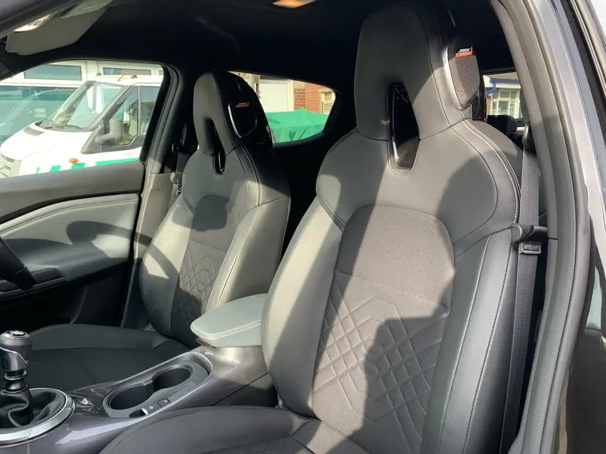 2022-nissan-juke-10-dig-t-tekna-big-12