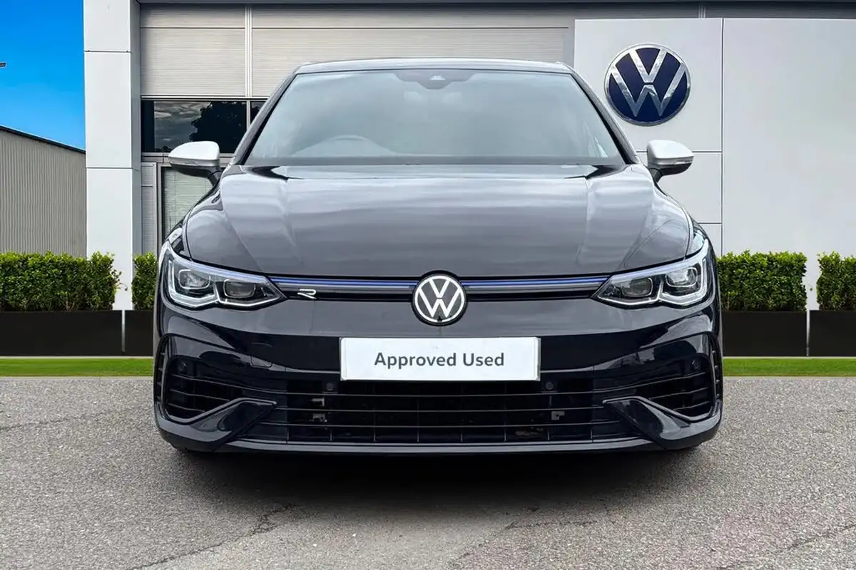 2021-volkswagen-golf-20-tsi-r-hatchback-big-5