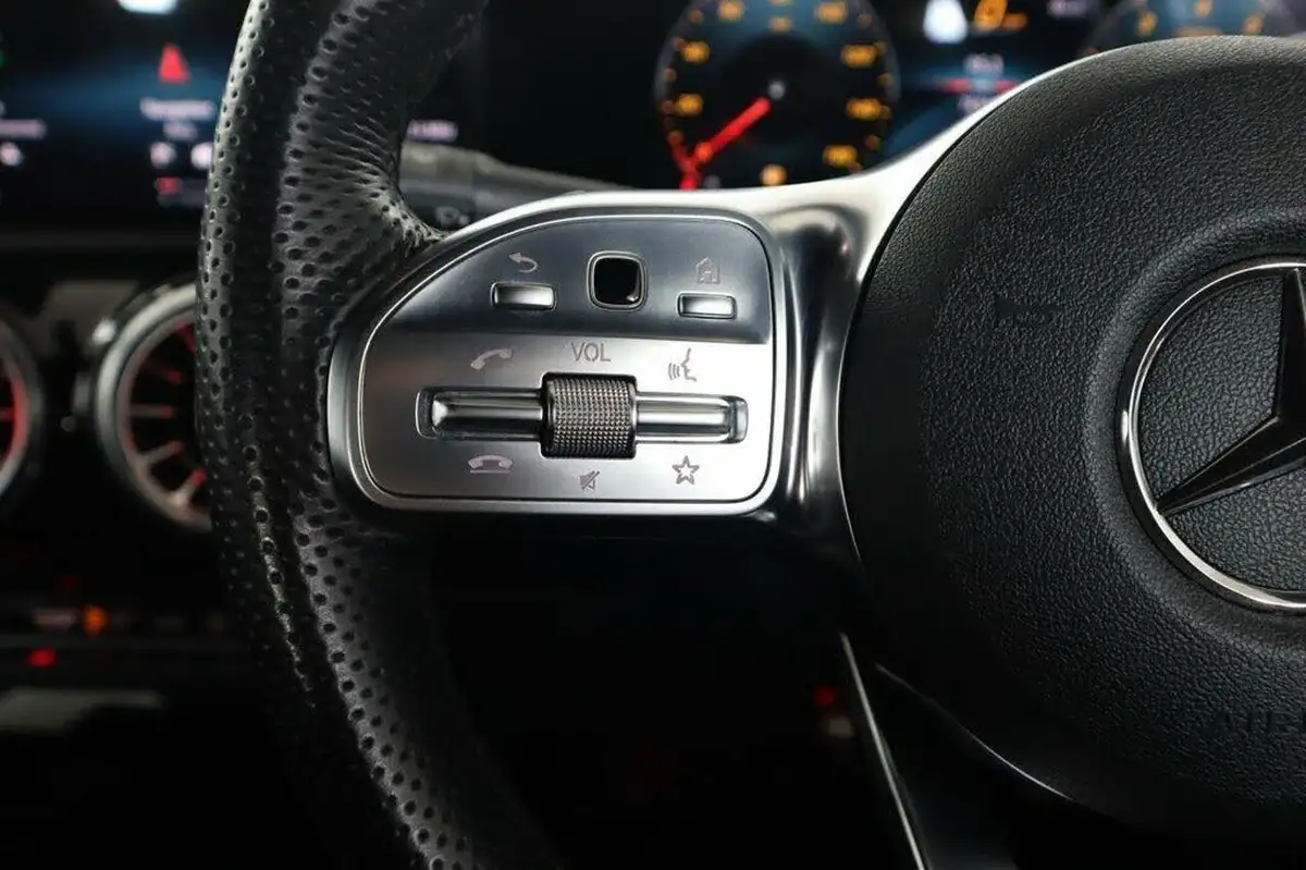 2020-mercedes-benz-cla-13-cla-200-amg-line-premium-coupe-4d-7g-dct-big-31