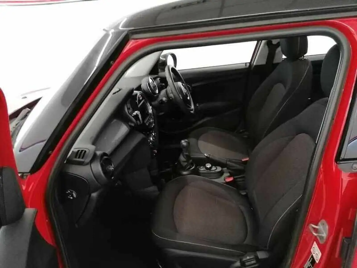 2019-mini-cooper-15-cooper-classic-hatchback-5d-big-18