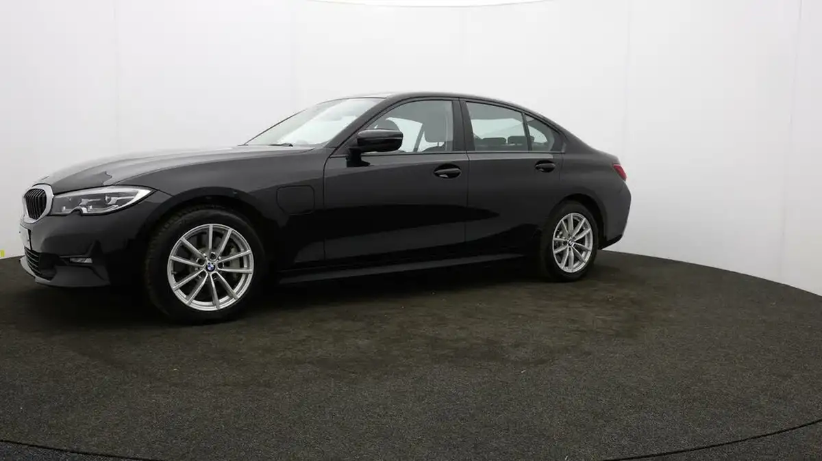 2020-bmw-3-series-20-330e-se-pro-saloon-4d-big-54