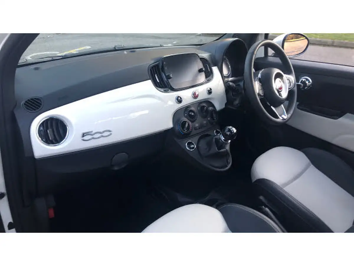 2022-fiat-500-10-dolcevita-big-8