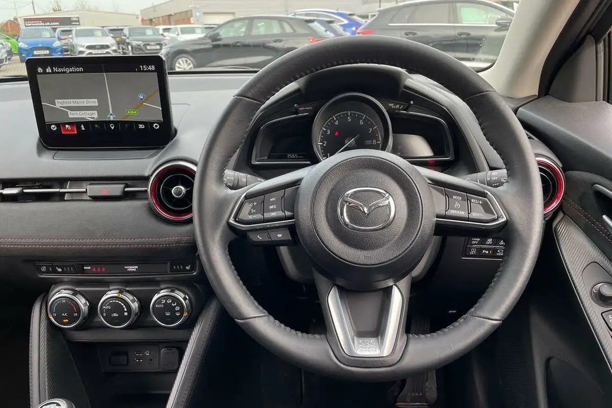 2023-mazda-mazda2-15-e-skyactiv-g-homura-aka-115ps-big-35
