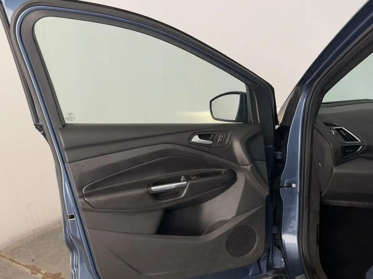 2019-ford-kuga-20tdci-st-line-150ps-ss-big-8