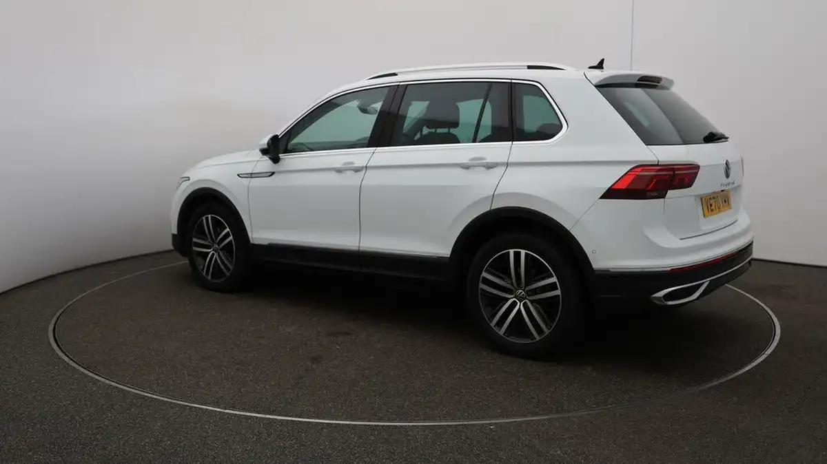 2021-volkswagen-tiguan-15-tsi-elegance-big-29