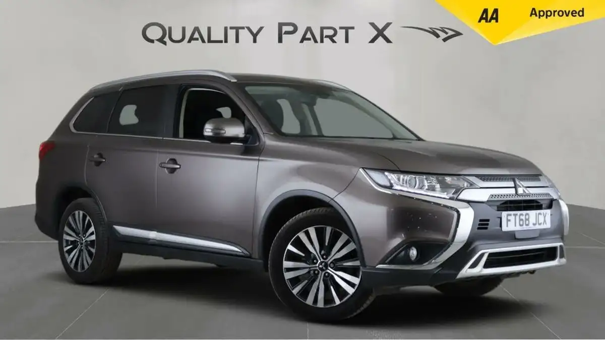 2019-mitsubishi-outlander-20-juro-7st-big-0