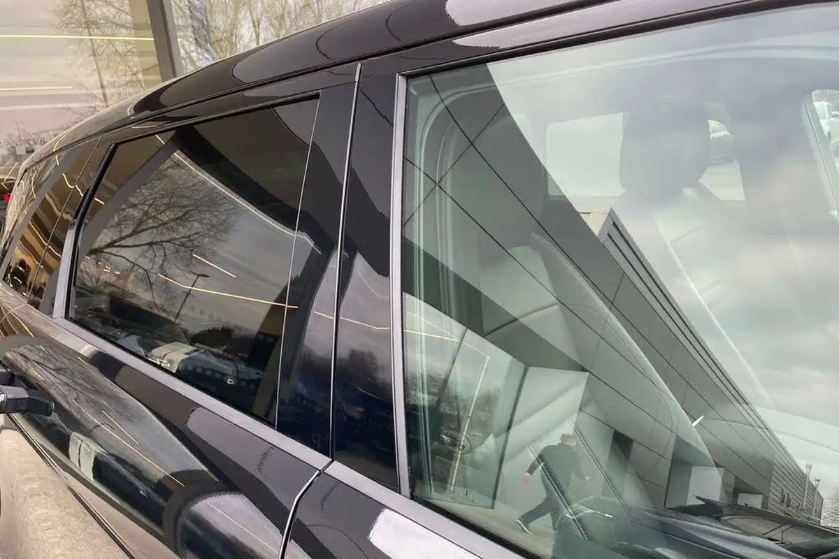 2024-land-rover-range-rover-evoque-15-p270e-dynamic-se-big-27