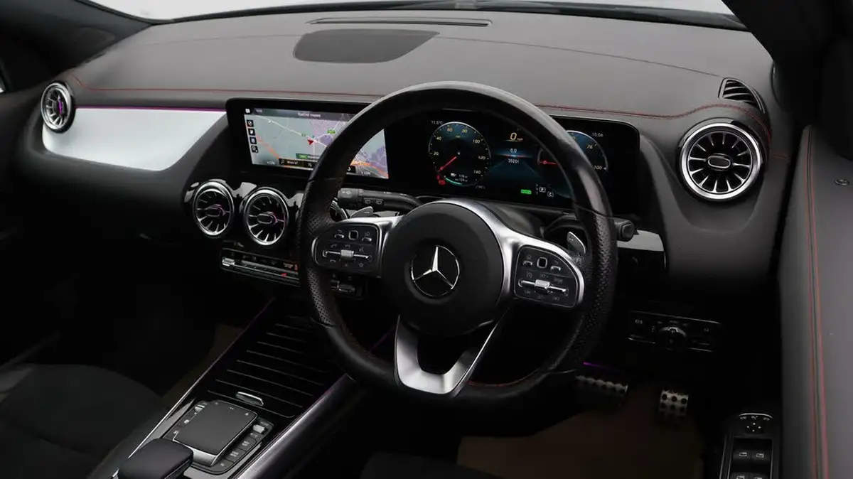 2022-mercedes-benz-eqa-e-eqa-250-amg-line-big-8