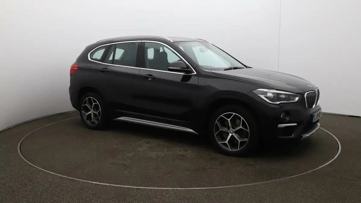 2019-bmw-x1-20-sdrive-20i-xline-sdrive20i-big-37