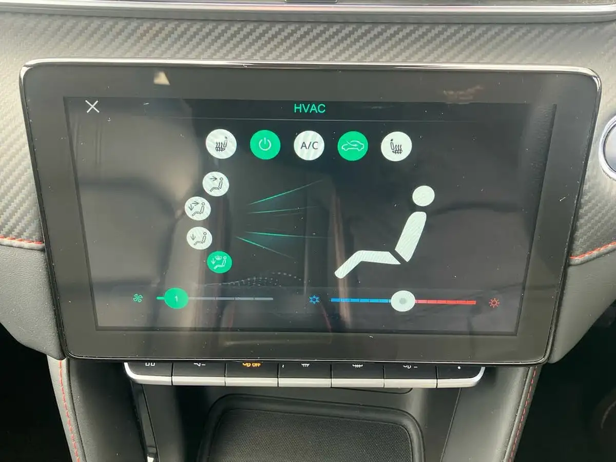 2022-mg-zs-suv-10t-gdi-exclusive-big-11