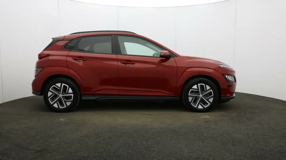 2022-hyundai-kona-e-premium-204ps-64kwh-7kw-obc-big-41