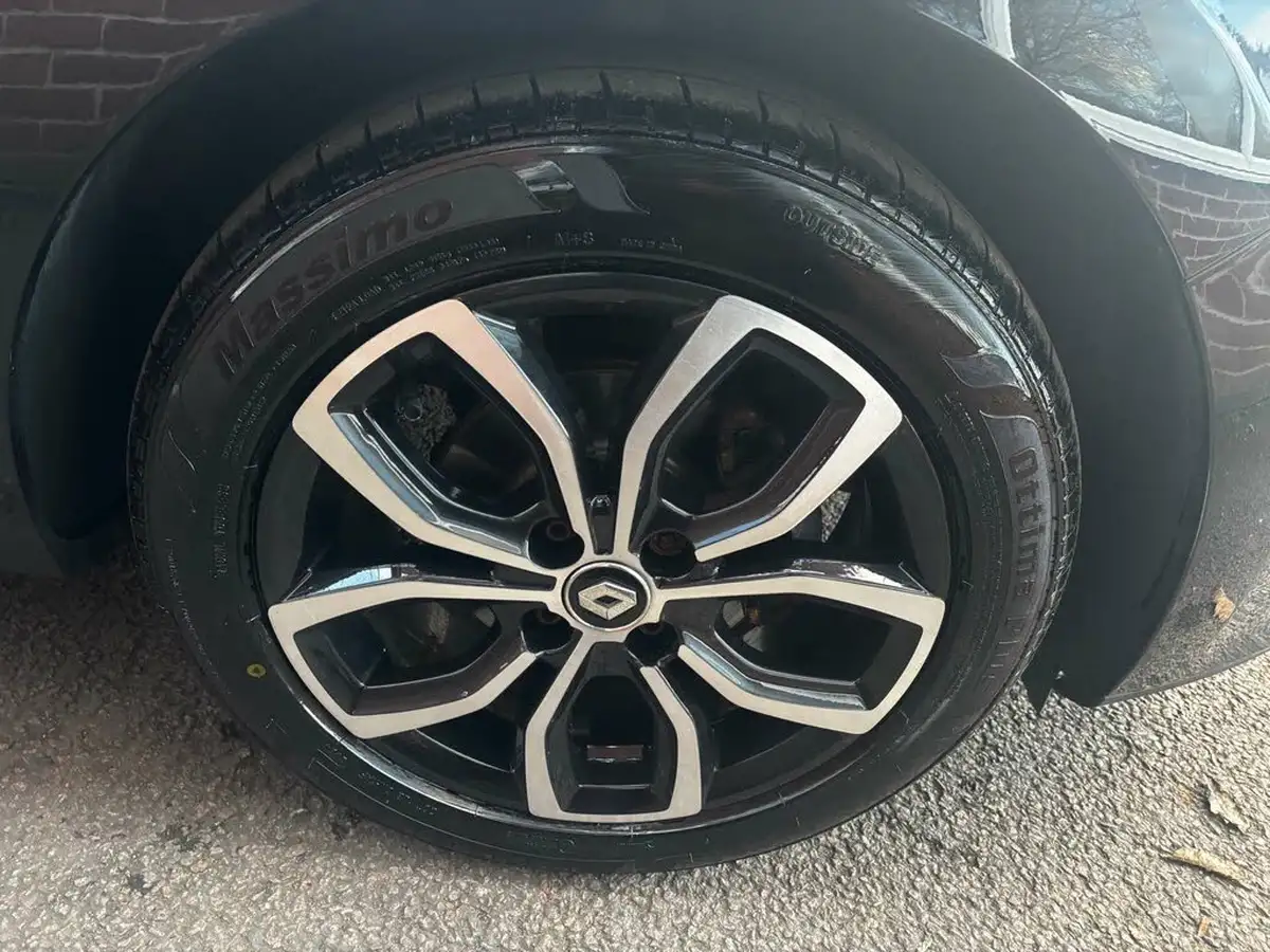 2019-renault-clio-09-tce-play-90ps-big-36