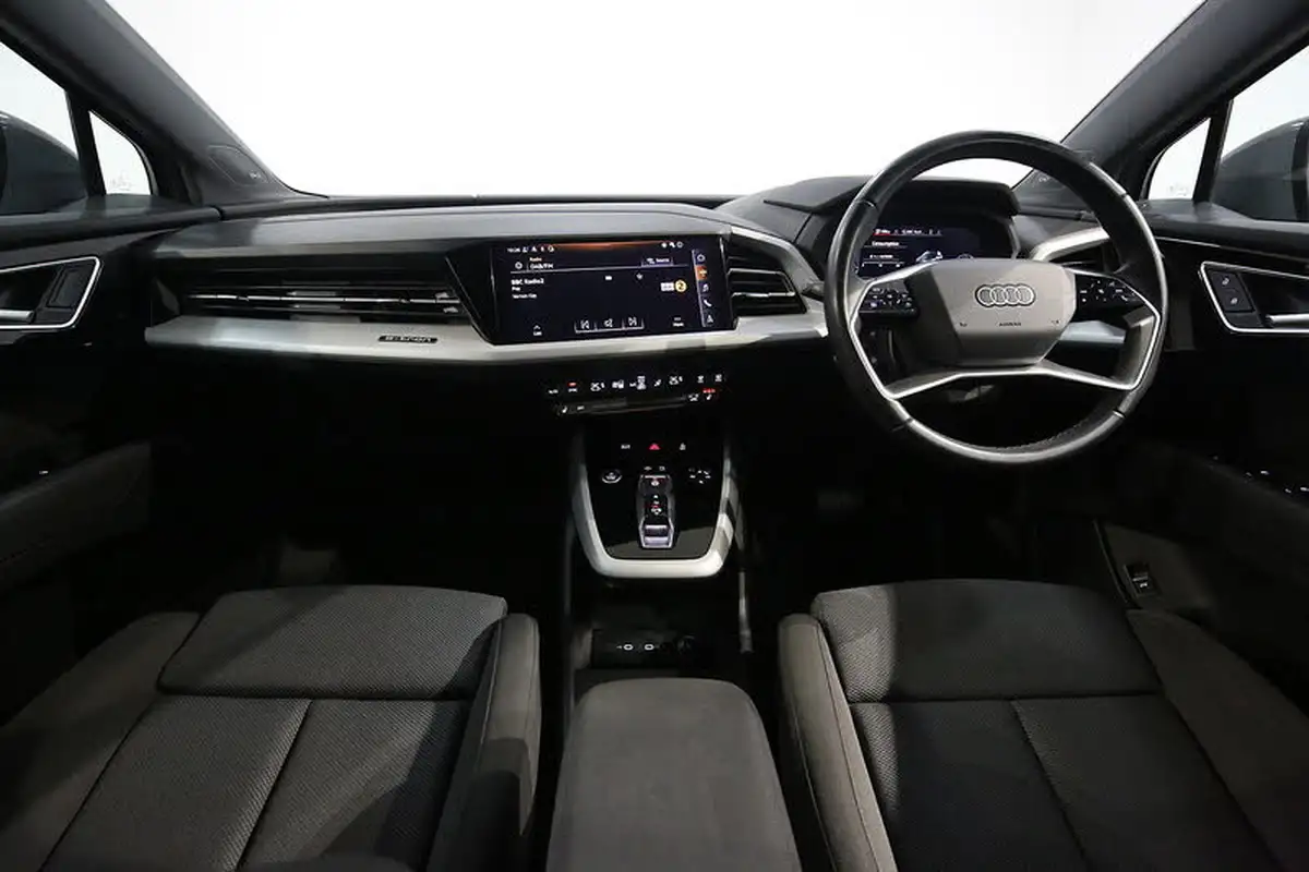 2022-audi-q4-e-tron-40e-sport-station-wagon-big-1