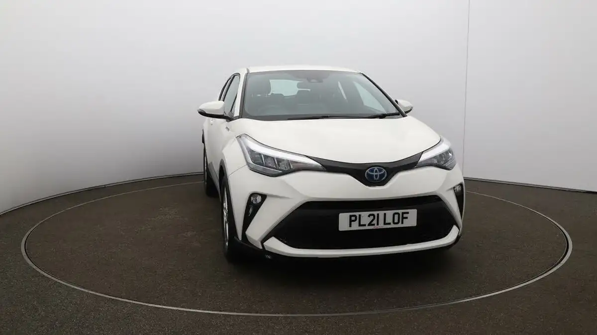 2021-toyota-c-hr-18-vvt-i-icon-big-32
