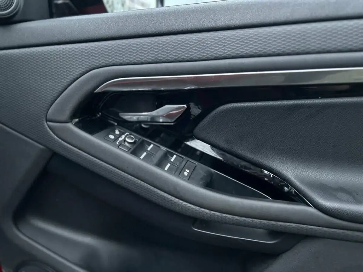 2019-land-rover-range-rover-evoque-20-d150-r-dynamic-s-big-13
