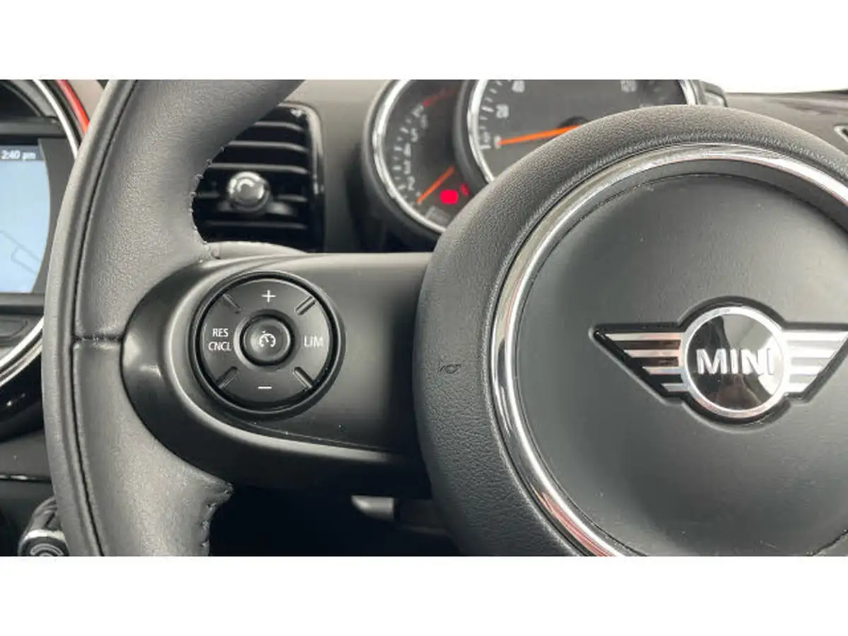 2020-mini-clubman-15-cooper-classic-big-16