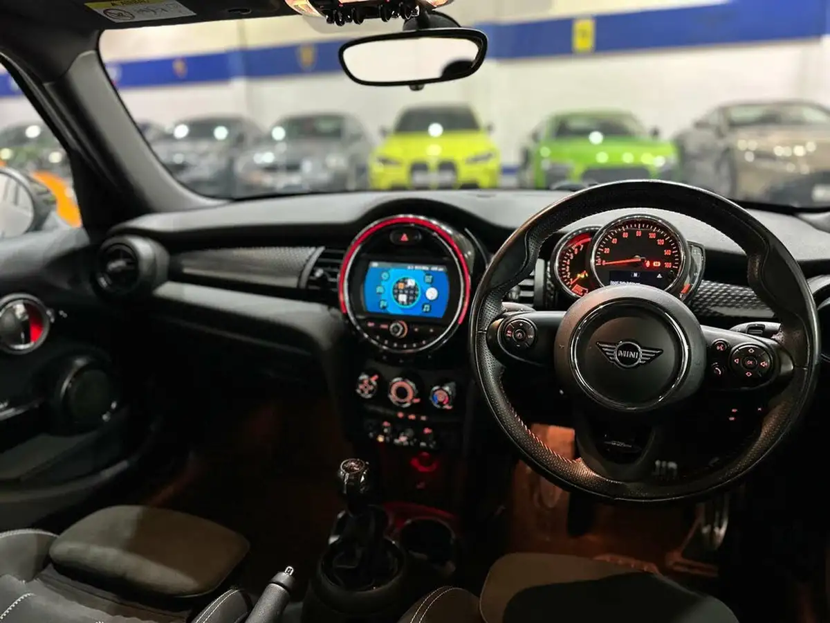 2019-mini-cooper-20-cooper-s-sport-189bhp-hatchback-5d-big-1