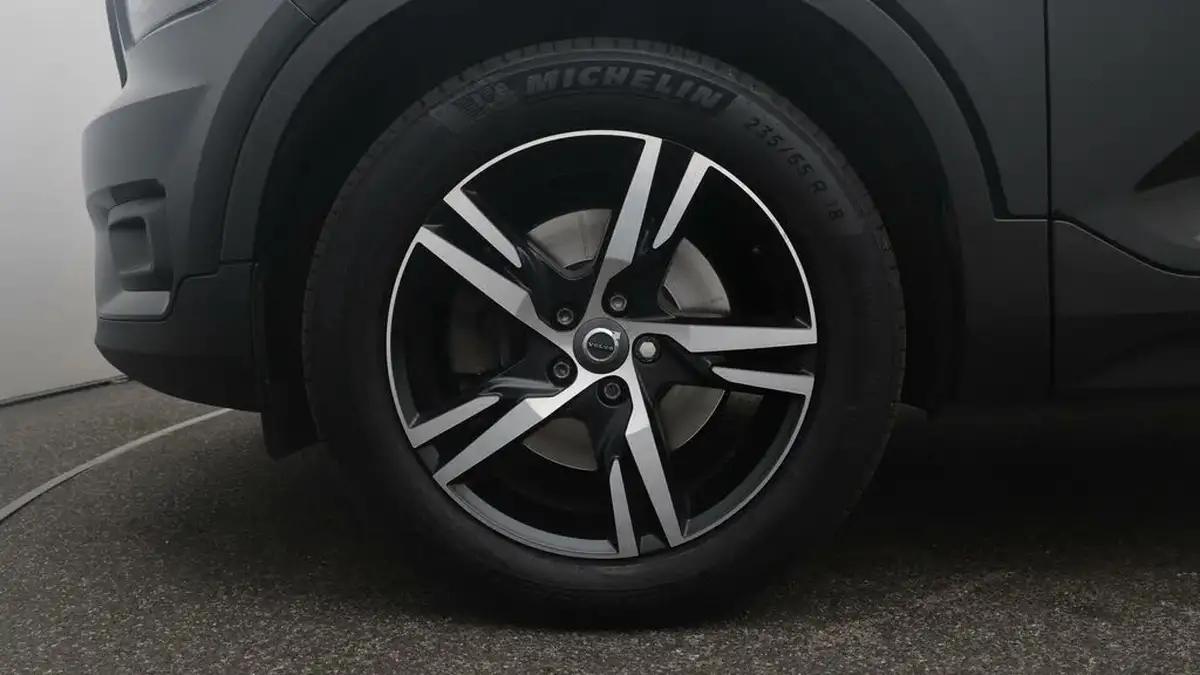 2021-volvo-xc40-20-b4-r-design-194bhp-auto-big-18