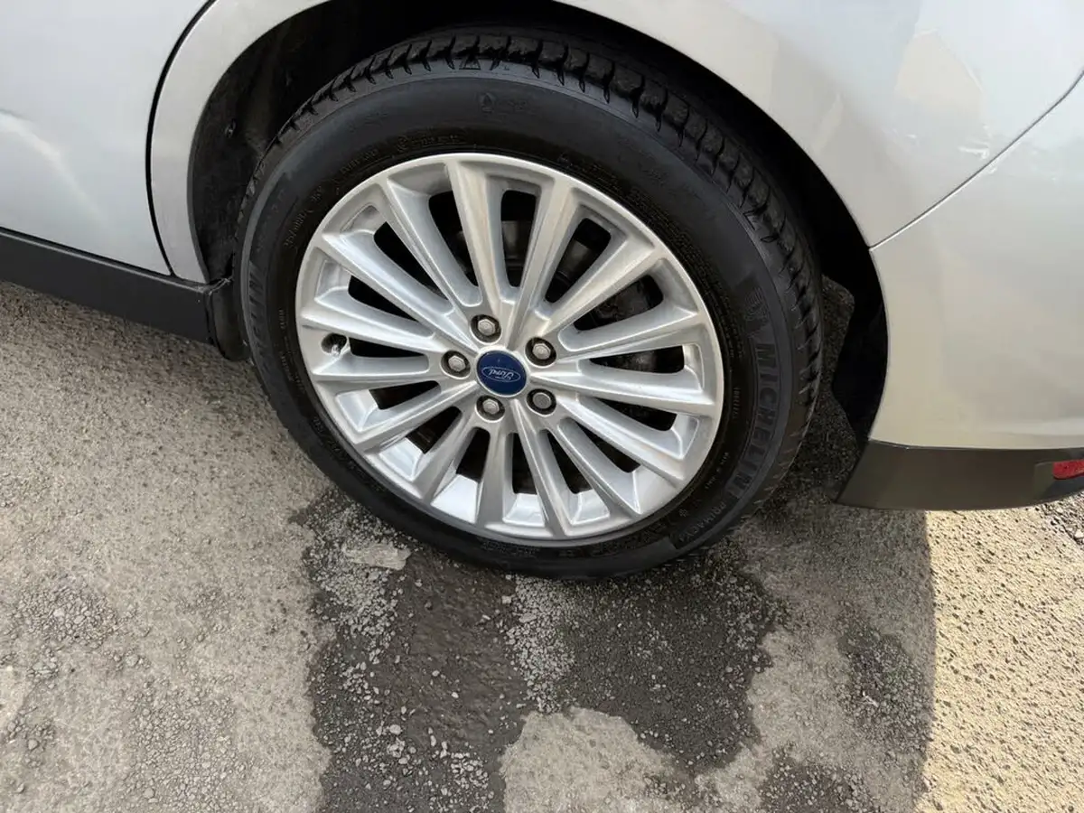 2018-ford-c-max-10t-titanium-125ps-big-22