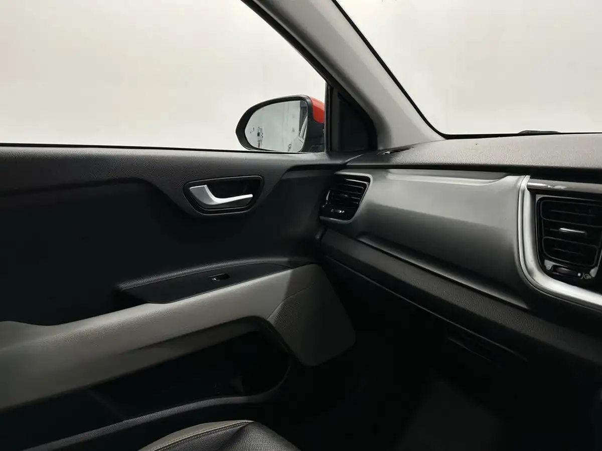 2018-kia-stonic-10-t-gdi-4-big-24