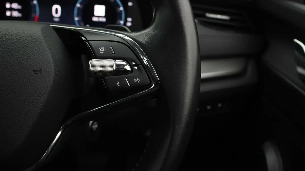 2021-skoda-octavia-14-tsi-se-technology-hatchback-big-21