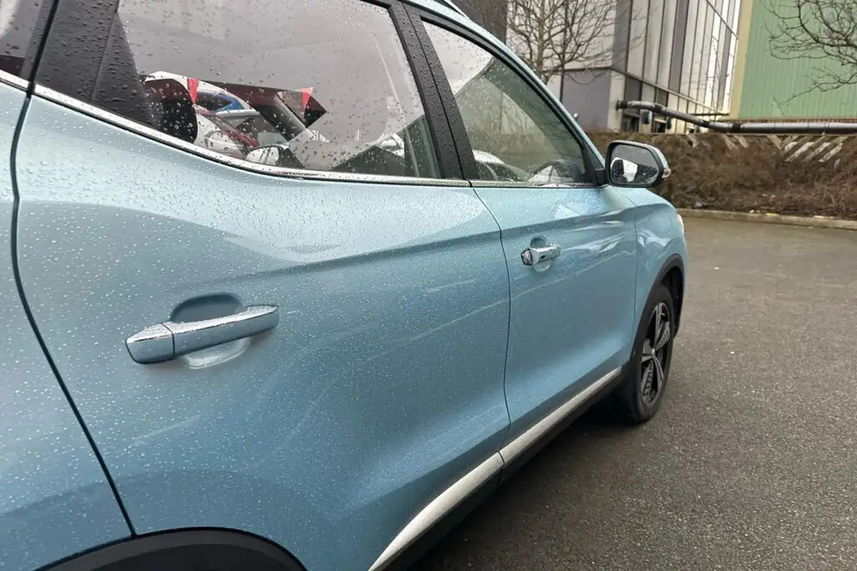 2020-mg-zs-suv-e-exclusive-ev-big-16