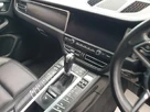 2019-porsche-macan-20-small-33