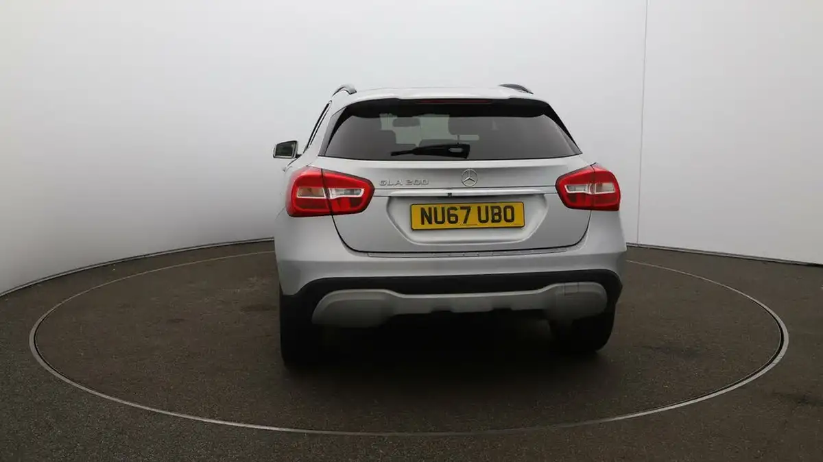 2017-mercedes-benz-gla-class-16-gla-200-se-big-50