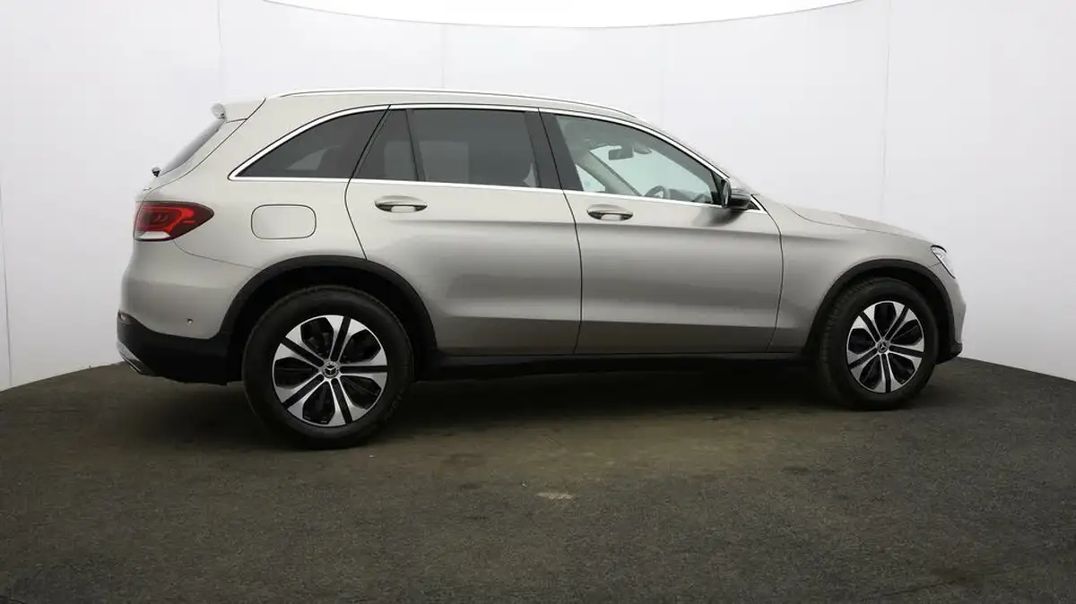 2019-mercedes-benz-glc-class-20d-glc220d-sport-big-45