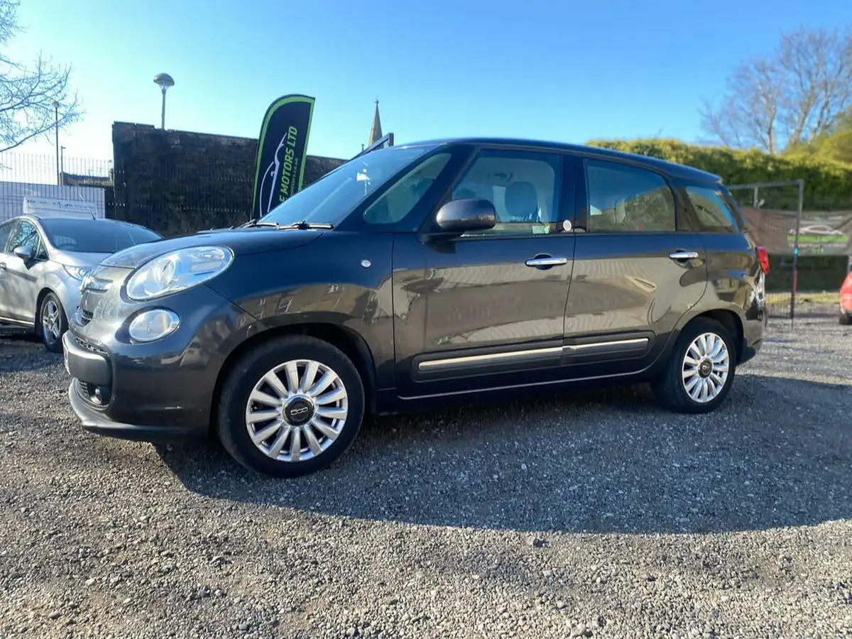 2015-fiat-500l-13-multijet-pop-star-mpw-85bhp-mpv-big-3