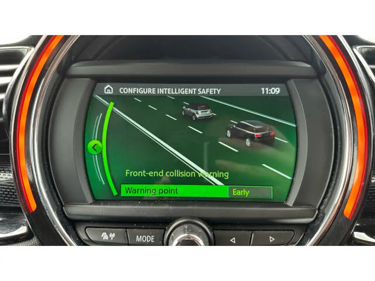 2018-mini-clubman-20td-cooper-sd-sport-auto-big-41