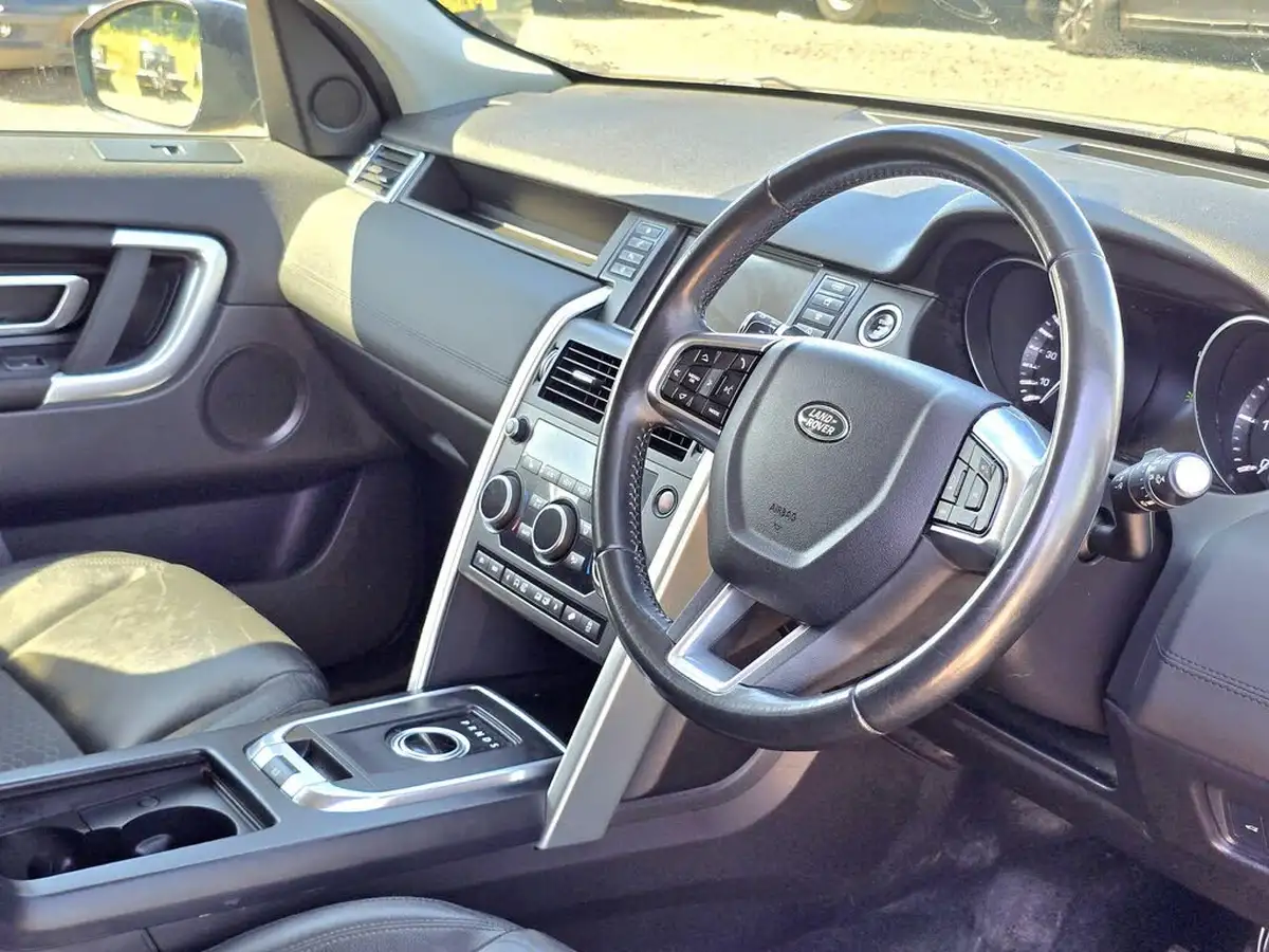 2017-land-rover-discovery-sport-20td4-se-tech-180ps-station-wagon-auto-big-19