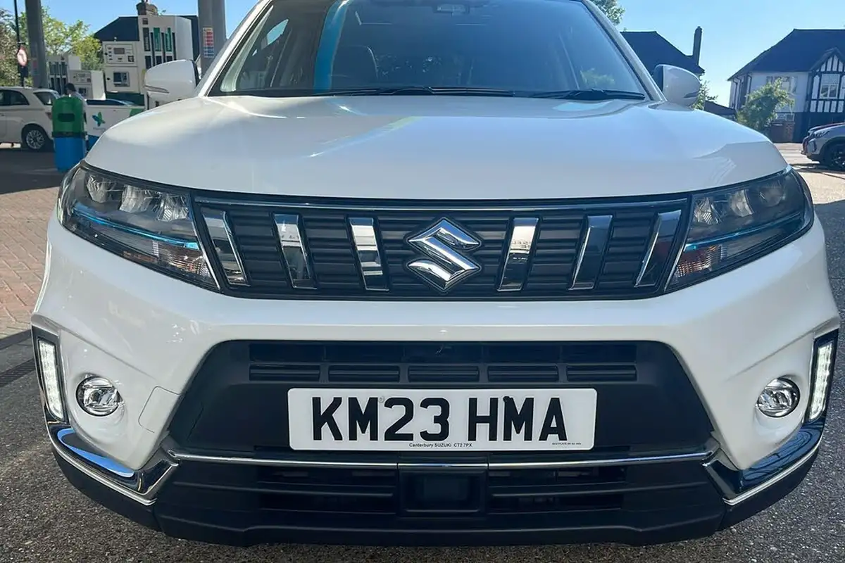 2023-suzuki-vitara-15-sz5-big-22