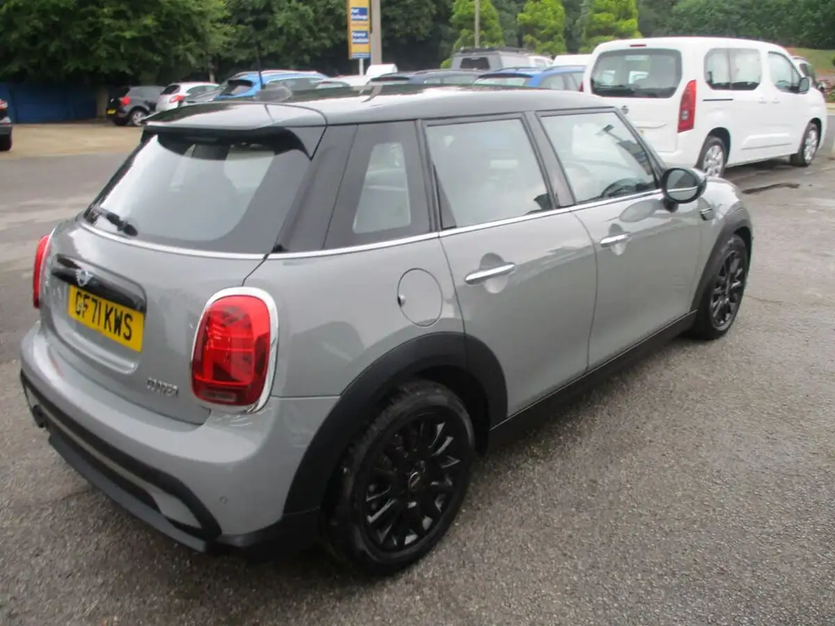 2021-mini-cooper-15-cooper-classic-hatchback-5d-big-4