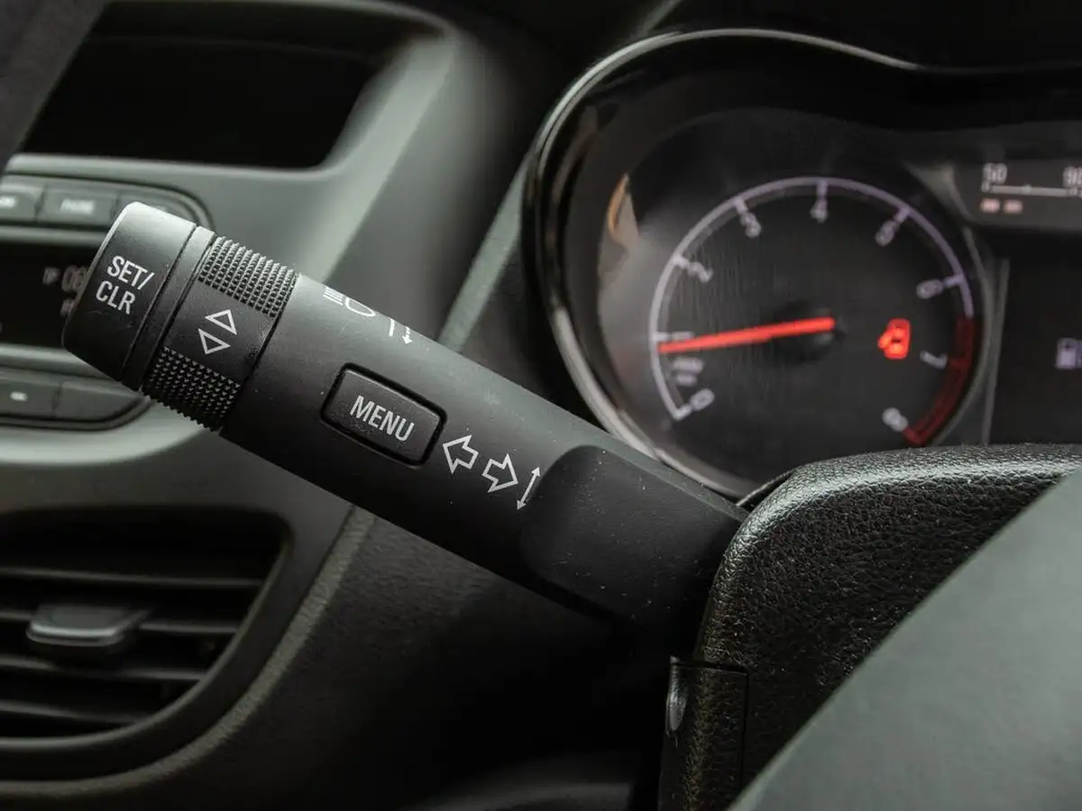 2019-vauxhall-viva-10i-se-ac-big-16