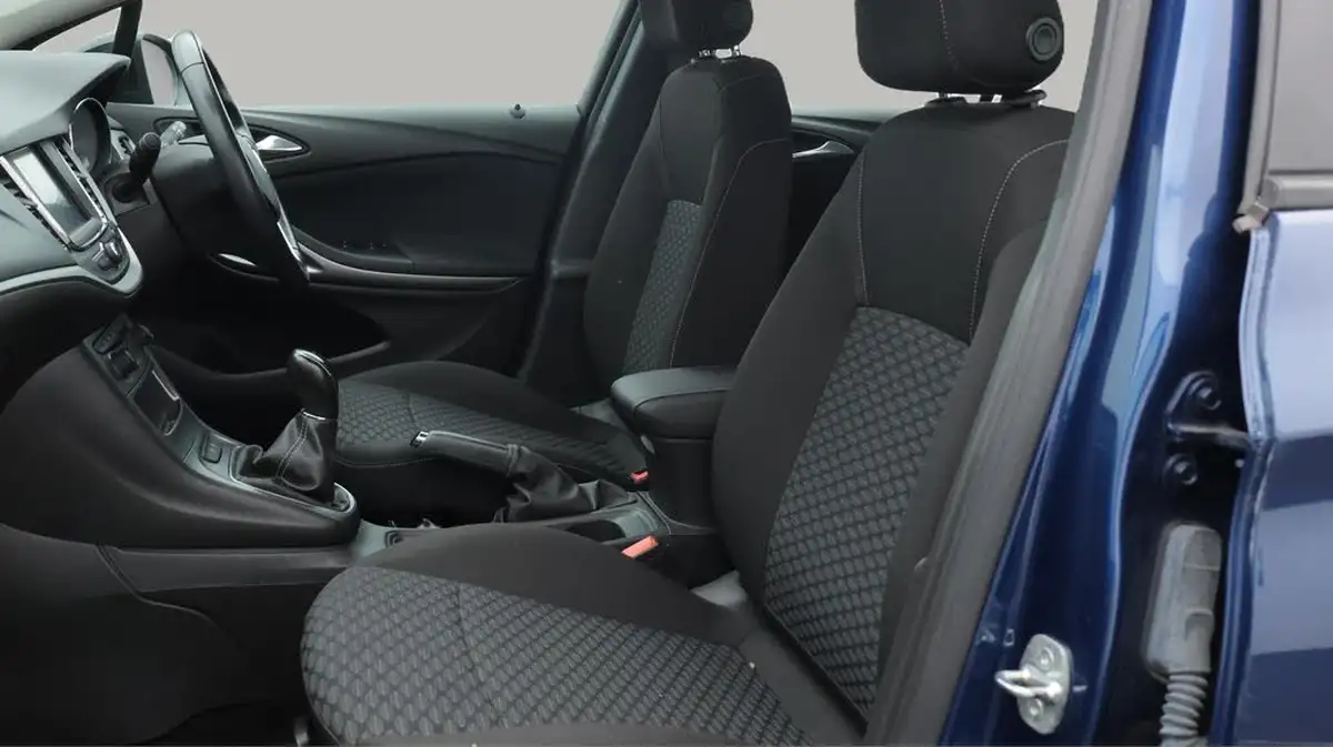 2021-vauxhall-astra-15-turbo-d-business-edition-nav-122ps-estate-big-14