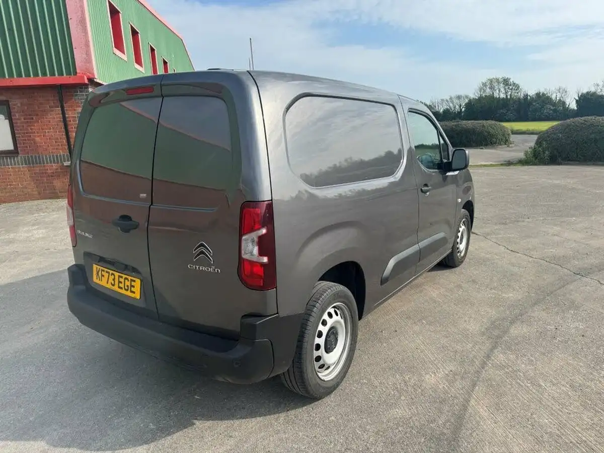 2024-citroen-berlingo-15-bluehdi-1000-enterprise-edition-100pseu6d-big-5