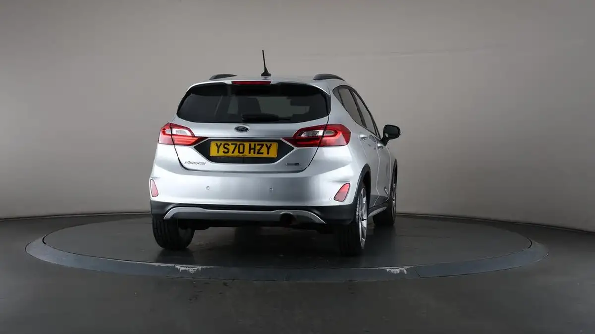 2020-ford-fiesta-big-72