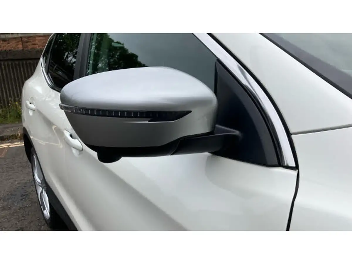 2019-nissan-qashqai-13-dig-t-n-motion-140ps-big-21