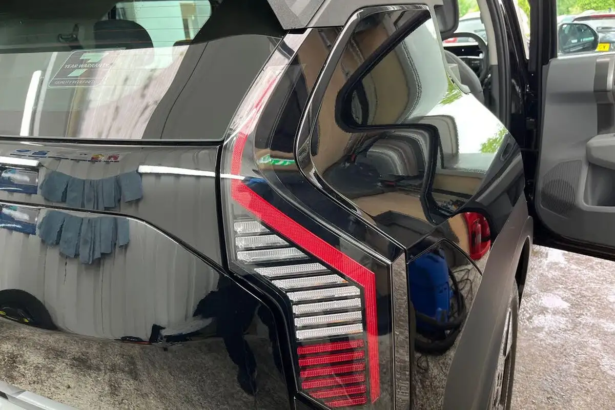 2025-kia-ev3-e-air-814kwh-big-28
