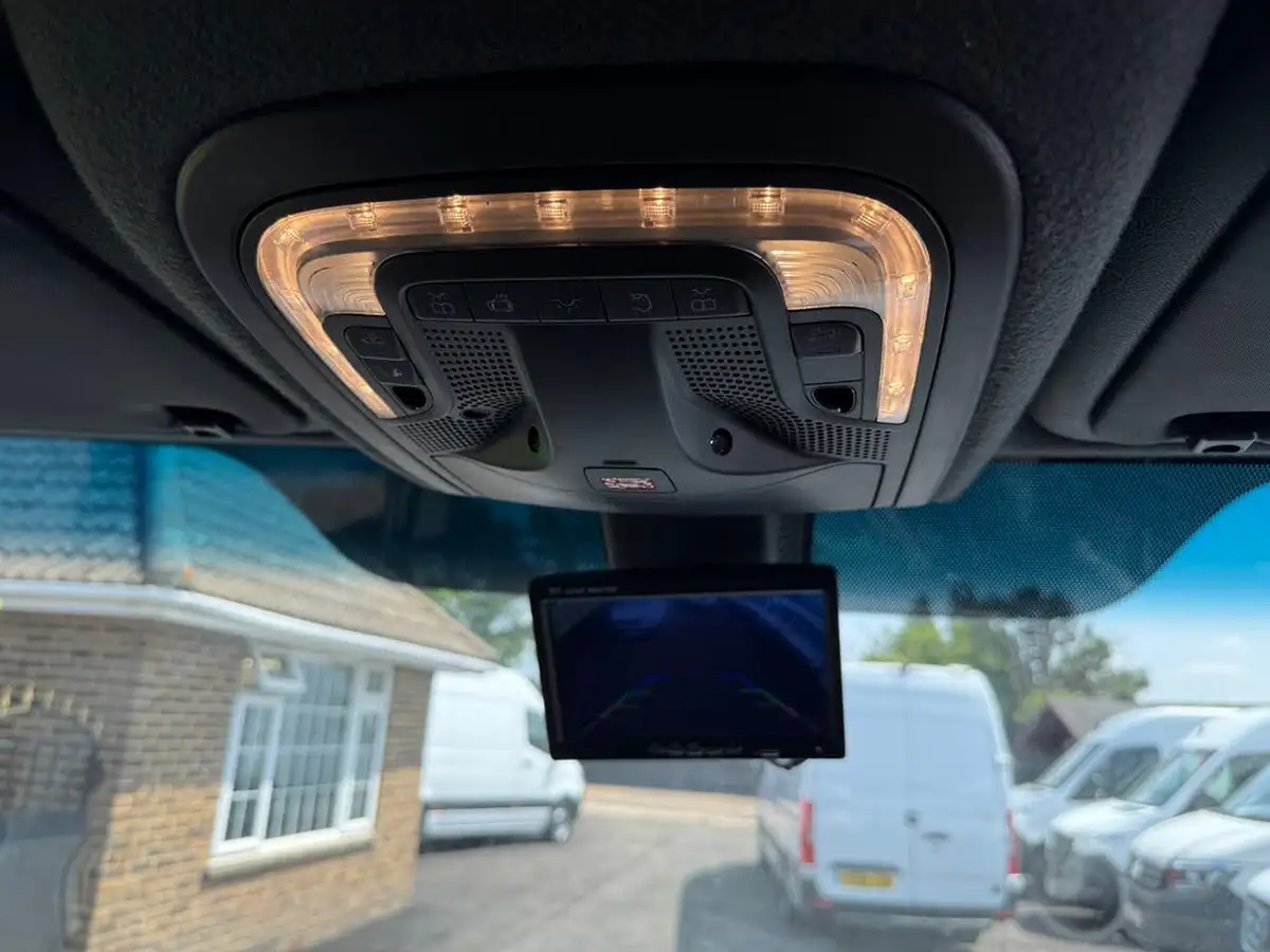 2022-mercedes-benz-sprinter-20cdi-315-l1h1-progressive-150pseu6dt-panel-rwd-eco-gear-360-big-24