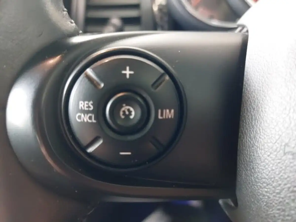 2019-mini-cooper-20-cooper-s-classic-189bhp-hatchback-3d-big-12