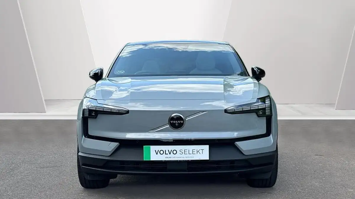 2025-volvo-ex30-e-single-motor-ultra-big-7
