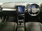 2022-volvo-xc40-15-t3-momentum-auto-small-2