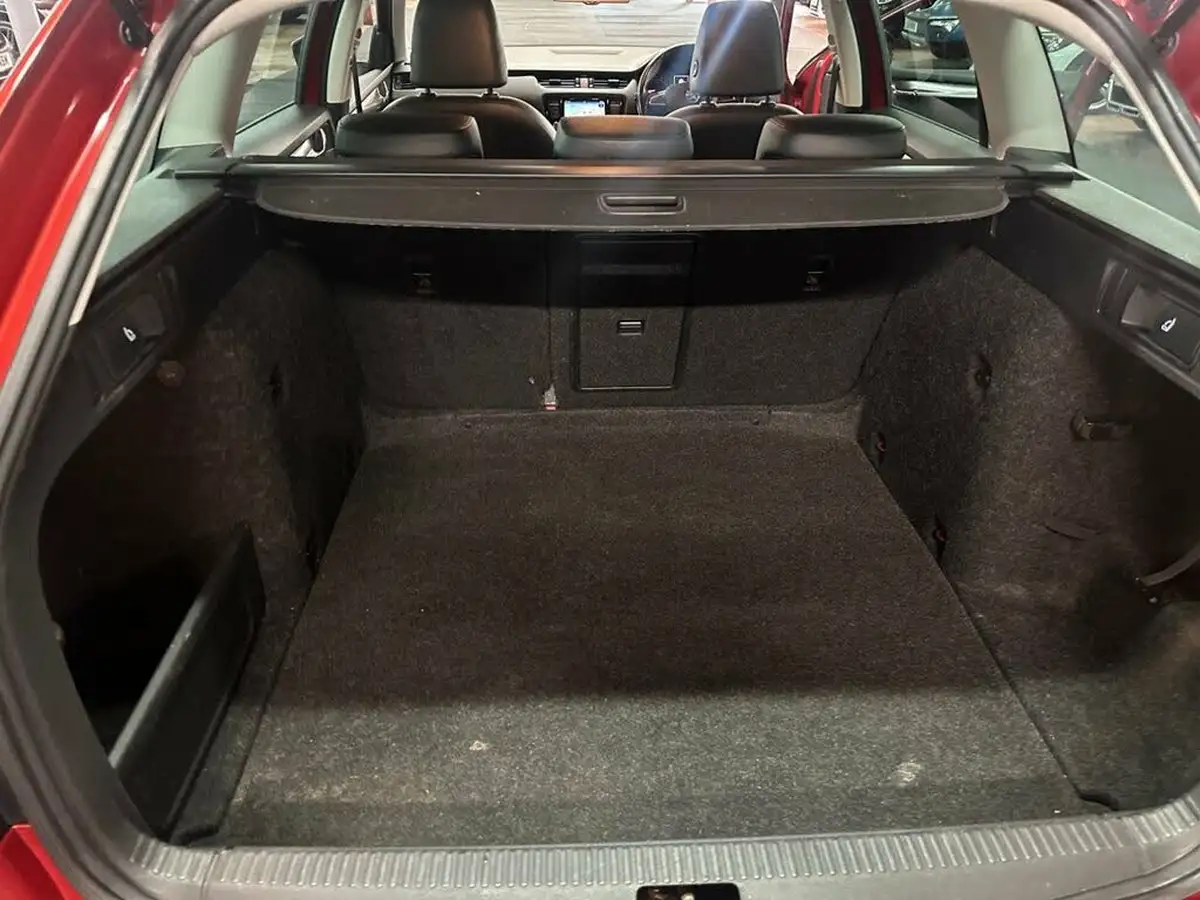 2016-skoda-octavia-20tdi-scout-184ps-dsg-big-14