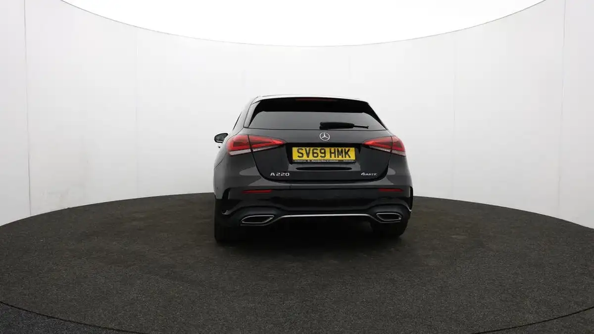 2019-mercedes-benz-a-class-20-a220-amg-line-premium-plus-hatchback-5d-4matic-big-46