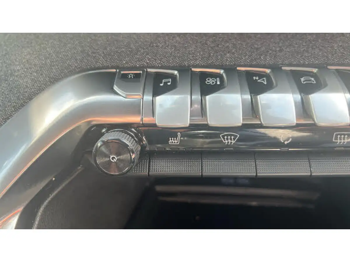 2019-peugeot-3008-suv-12-puretech-gt-line-big-26